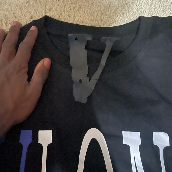 Brand new black and blue vlone shirt - Picture 3 of 8
